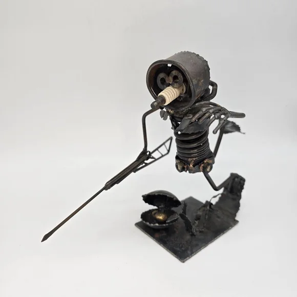 Vintage 1971 K Moore Scrap Metal Diver Sculpture Spear Pearl Signed Art - Picture 14 of 16